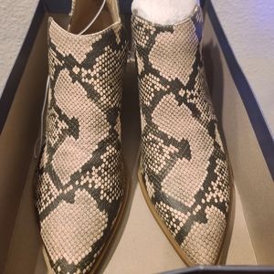Universal Thread Snake Print Ankle Booties